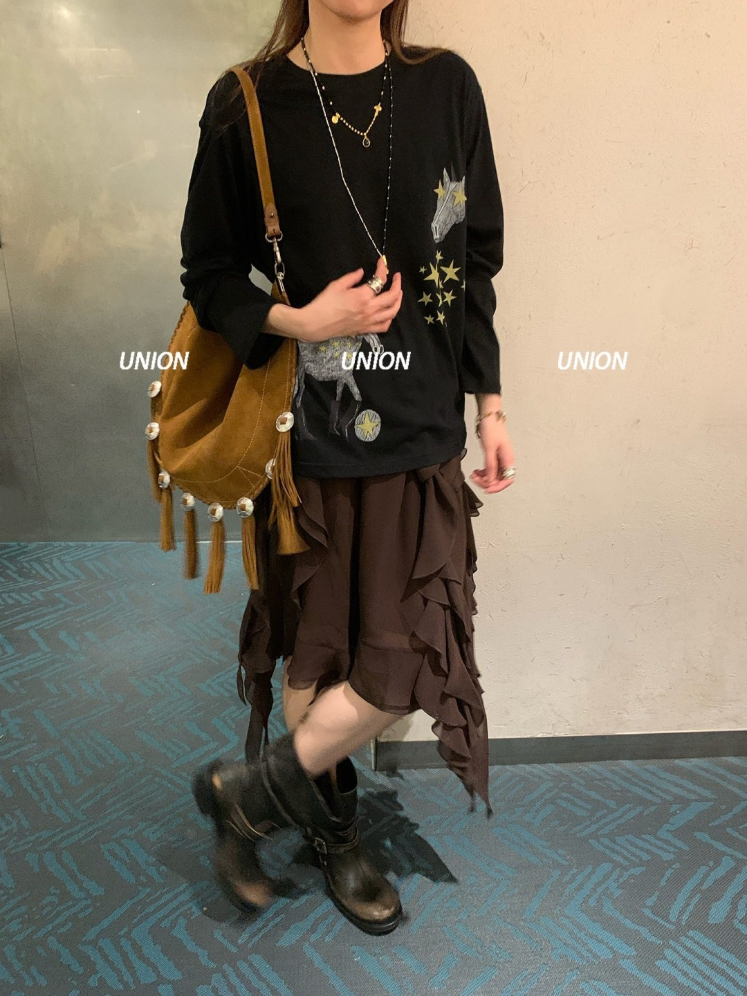 NO:708358,,,19860909,,,Women's clothing