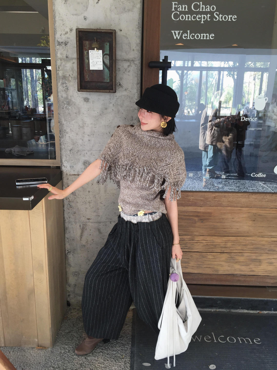 NO:708311,,,19860909,,,Women's clothing