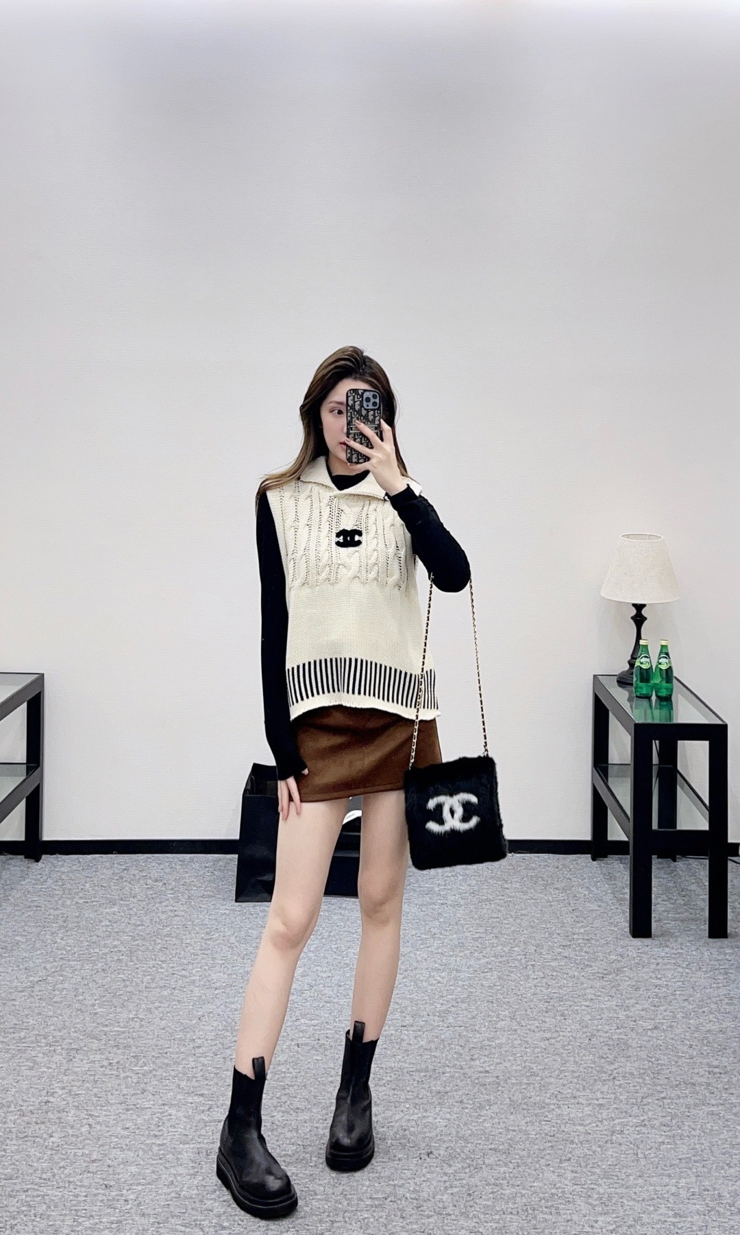 NO:708649,,,19860909,,,Women's clothing