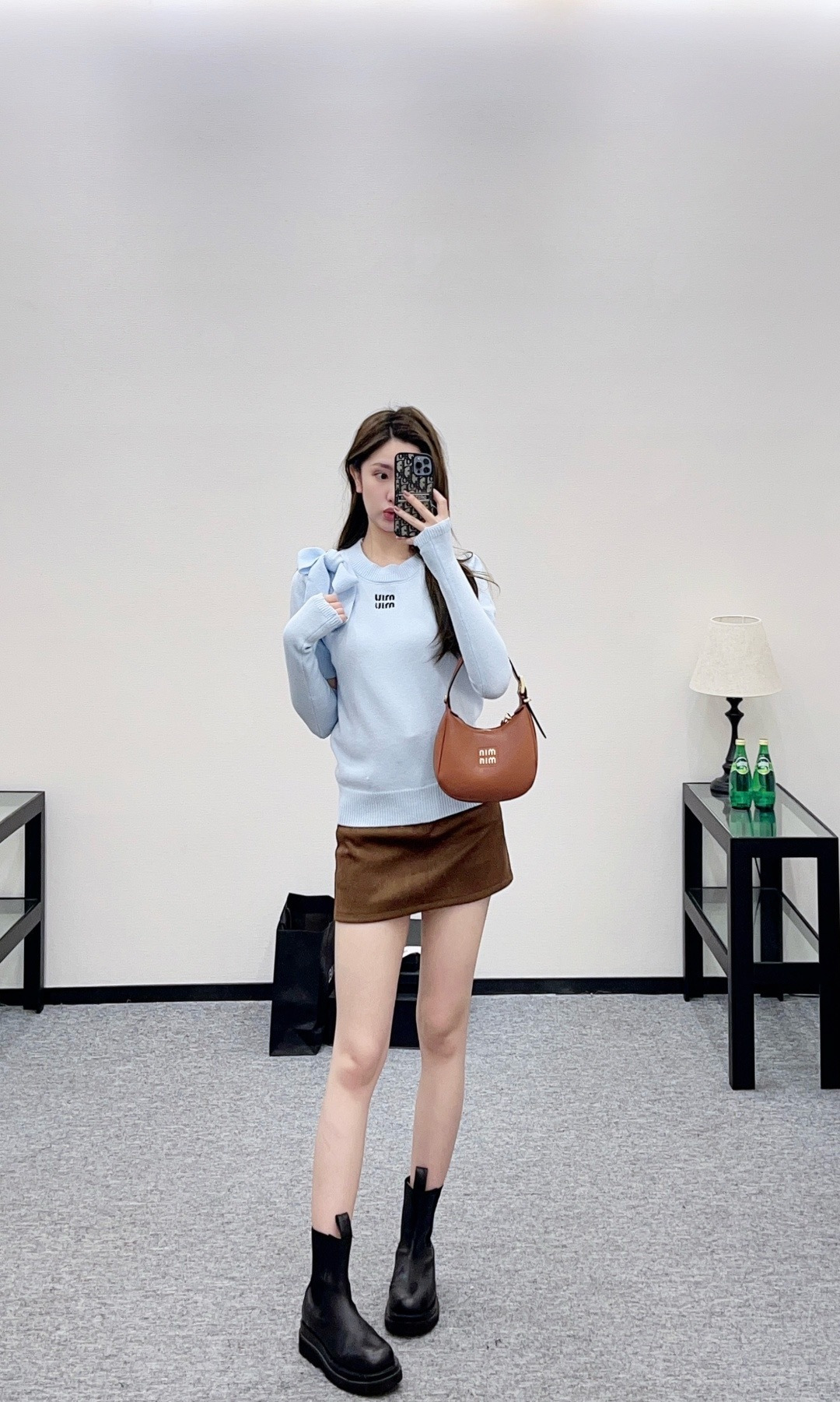 NO:708626,,,19860909,,,Women's clothing