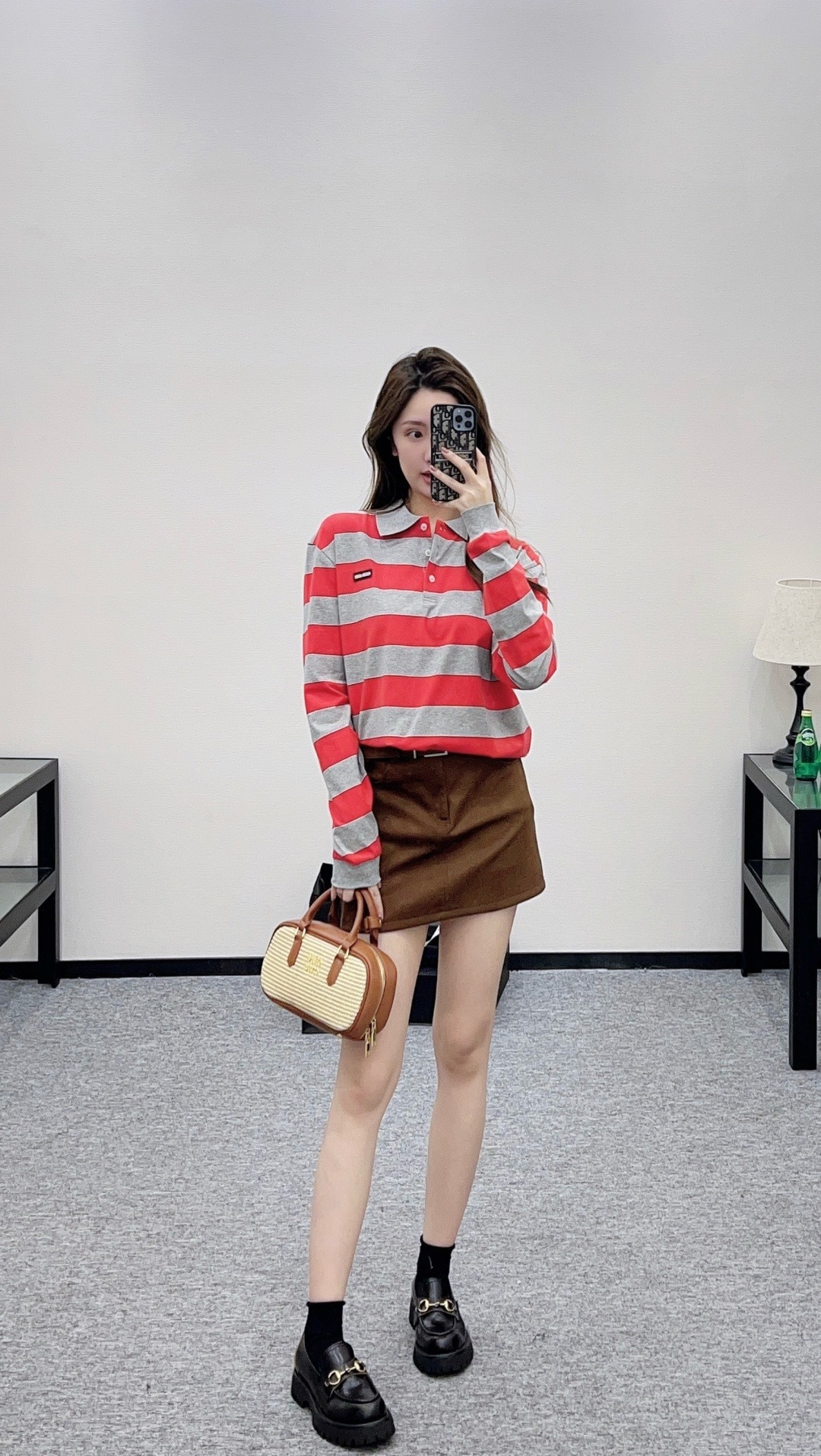 NO:709060,,,19860909,,,Women's clothing