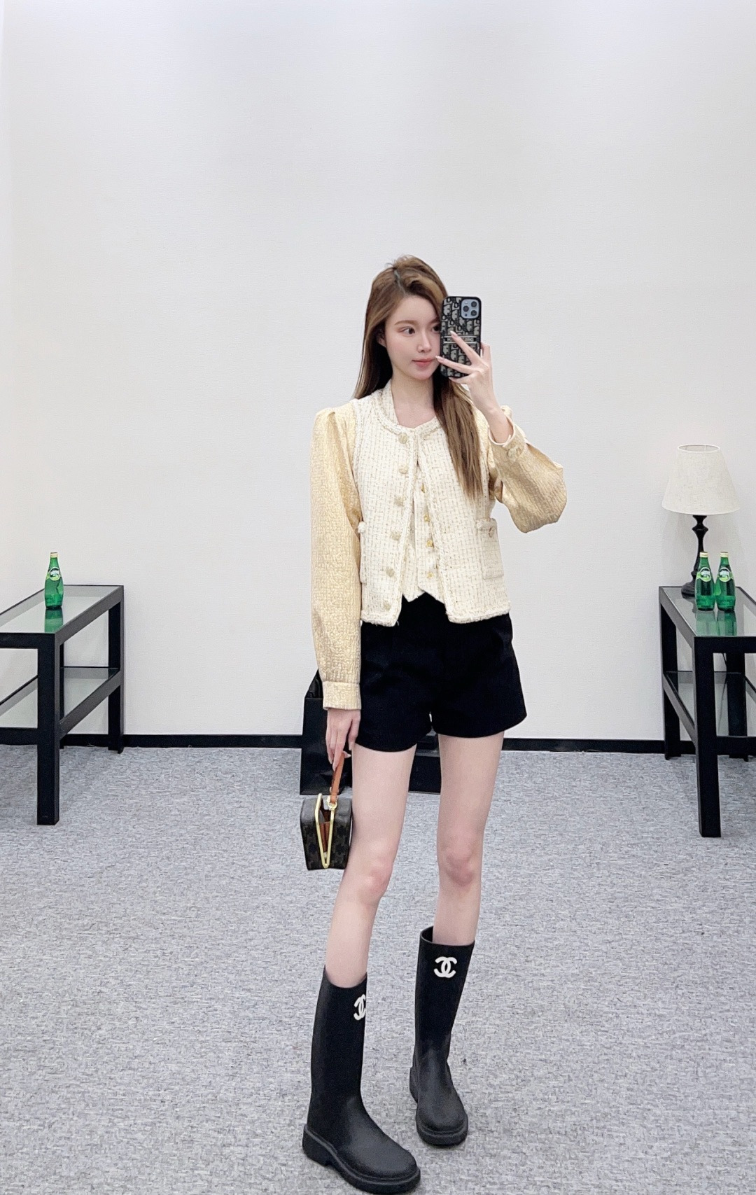 NO:709055,,,19860909,,,Women's clothing