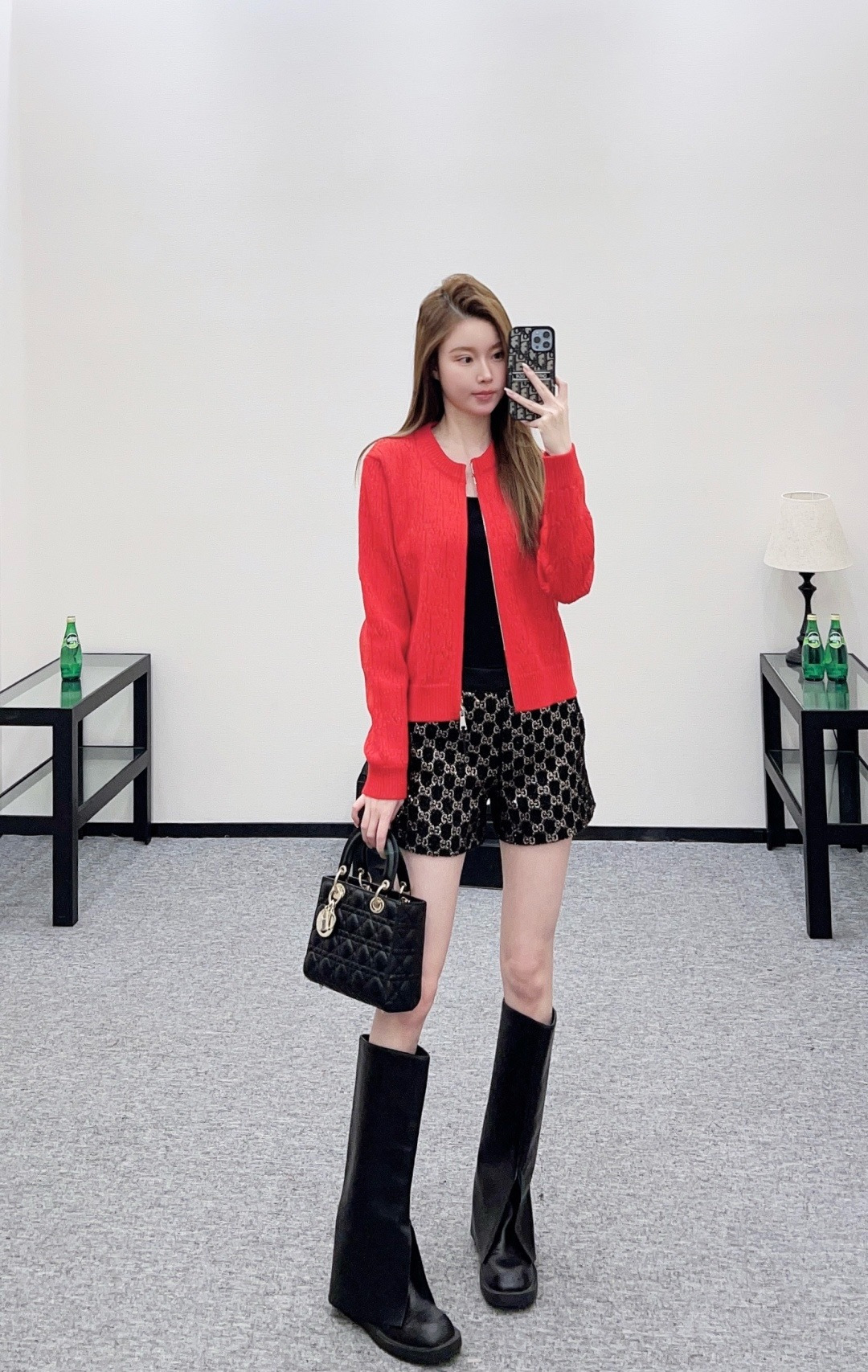 NO:709018,,,19860909,,,Women's clothing