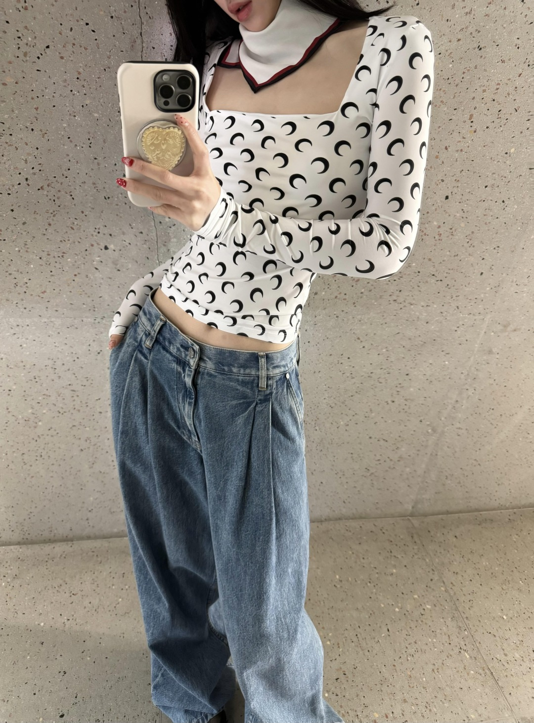 NO:709283,,,19860909,,,Women's clothing