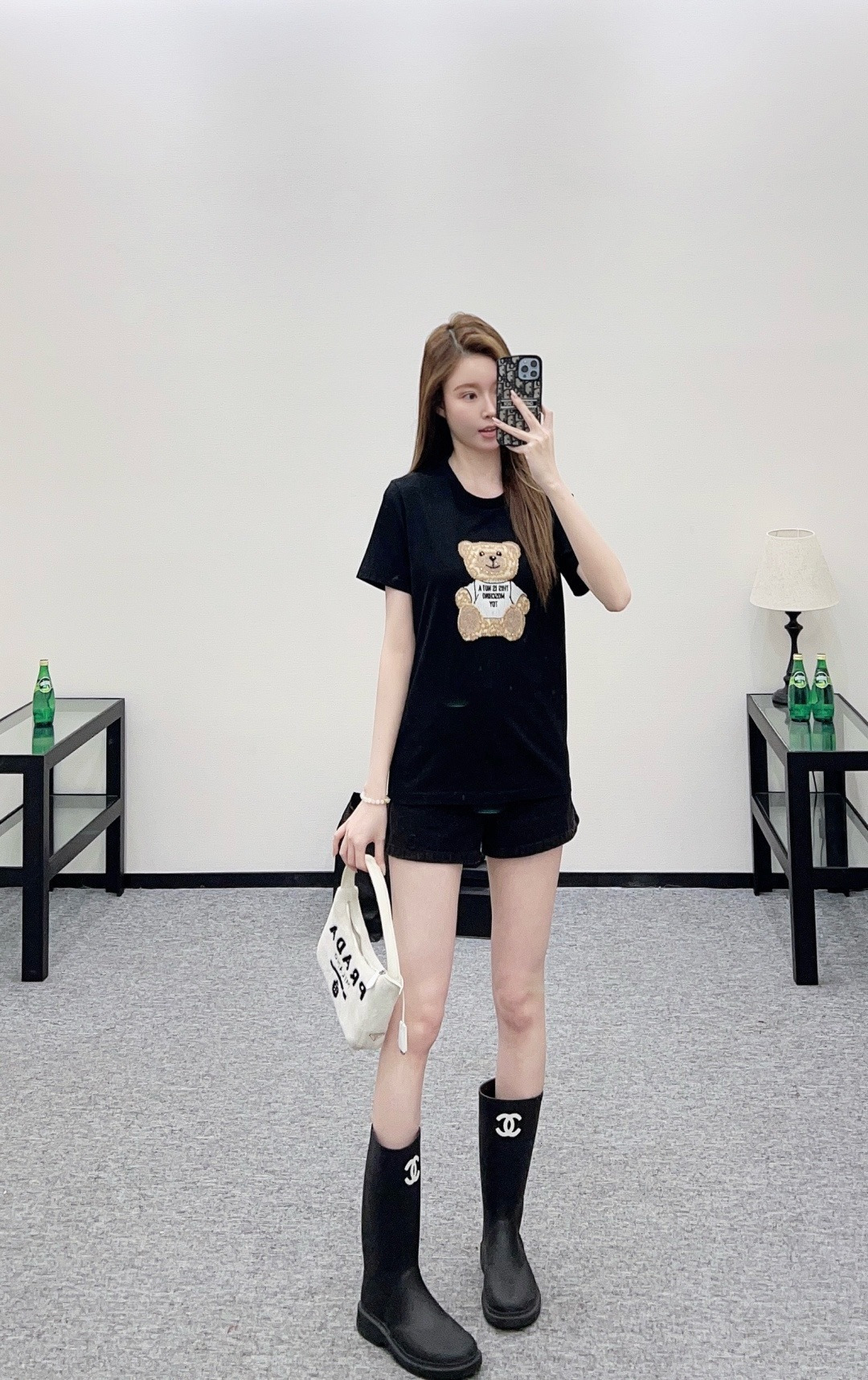 NO:709694,,,19860909,,,Women's clothing