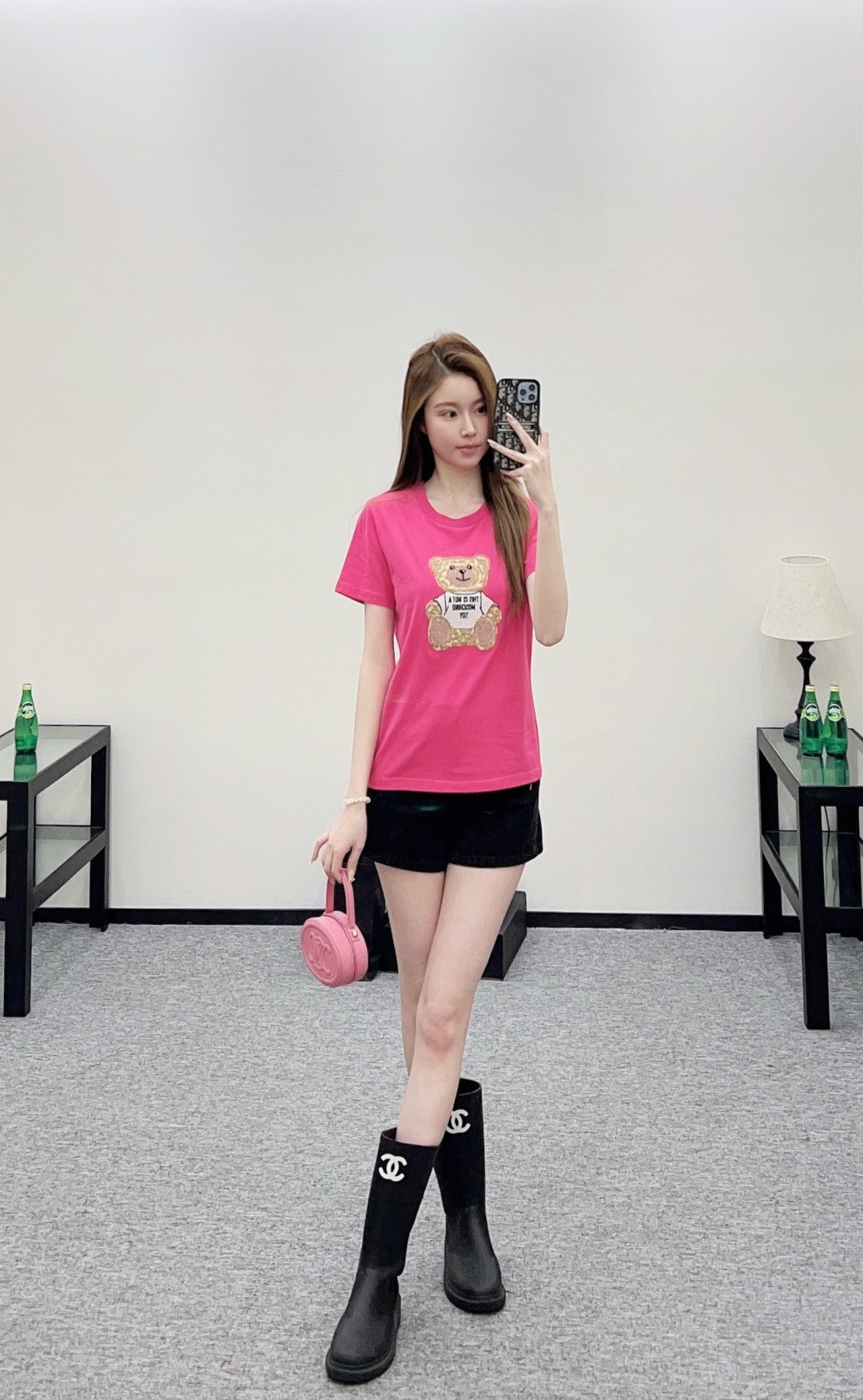 NO:709690,,,19860909,,,Women's clothing