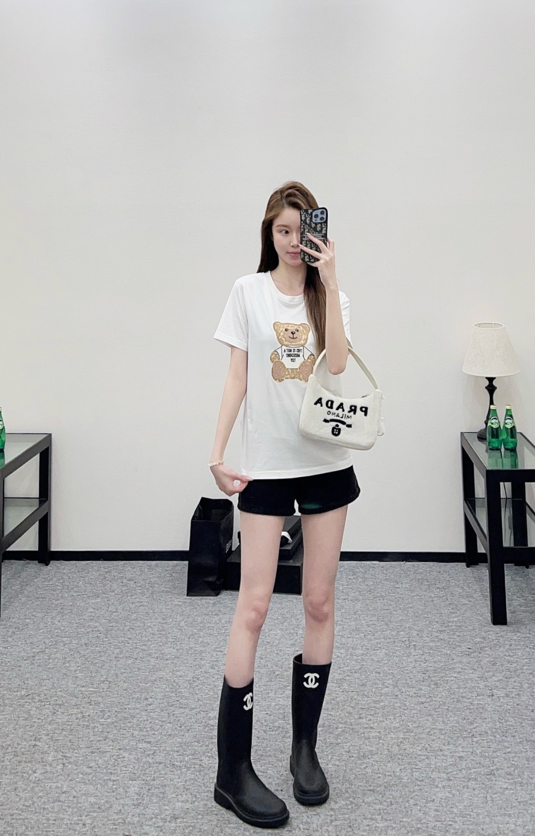 NO:709686,,,19860909,,,Women's clothing