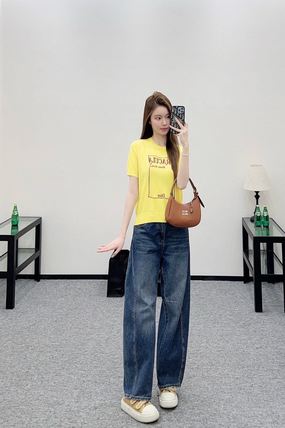 NO:709679,,,19860909,,,Women's clothing