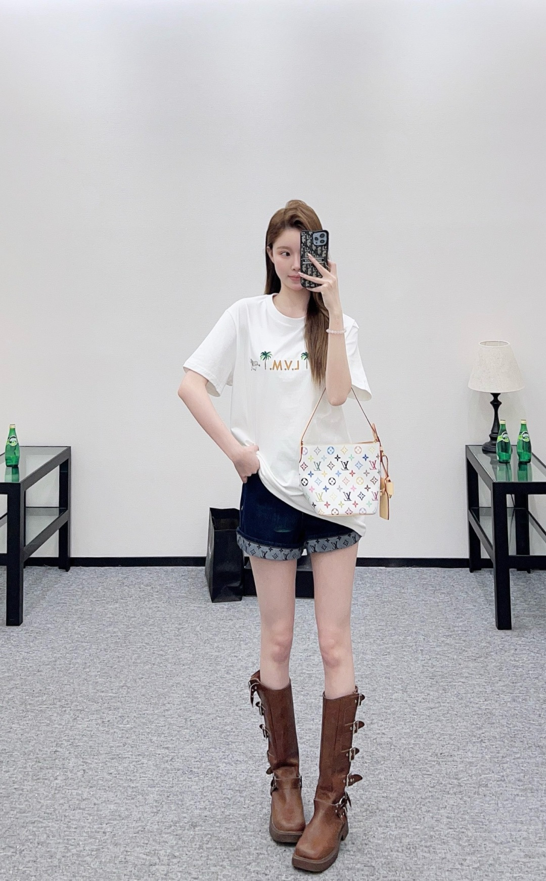 NO:710042,,,19860909,,,Women's clothing