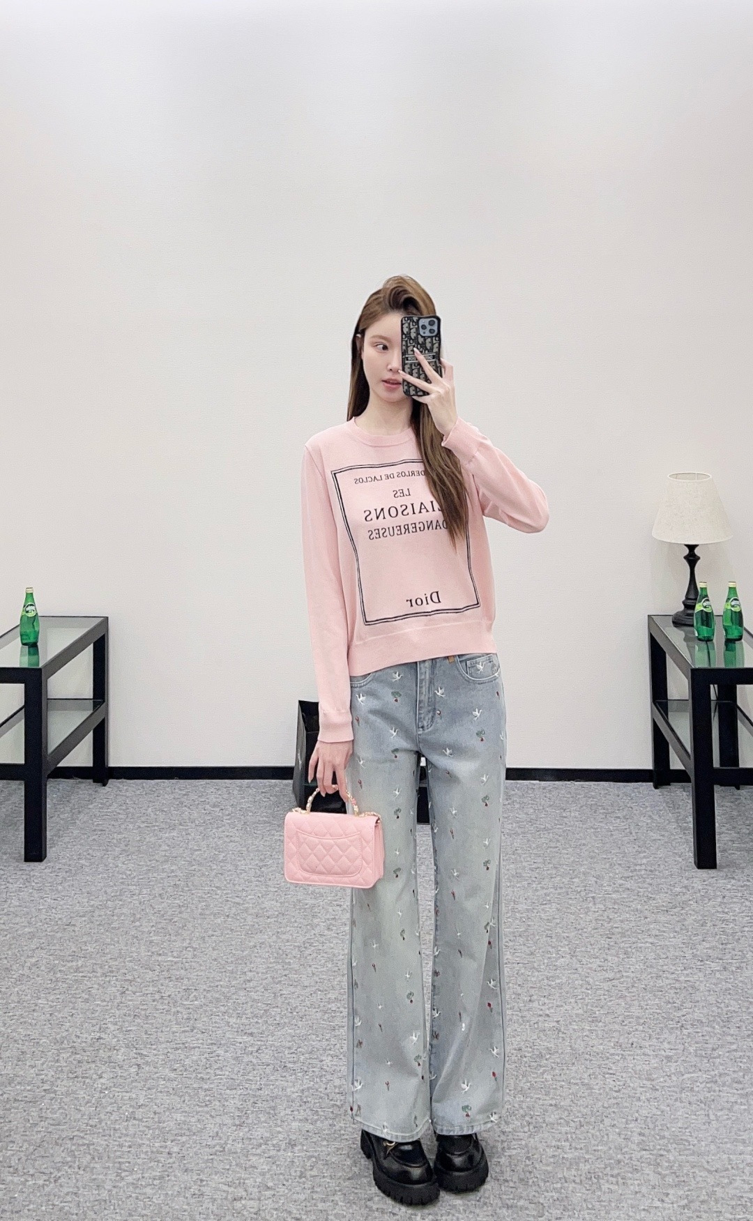 NO:710058,,,19860909,,,Women's clothing