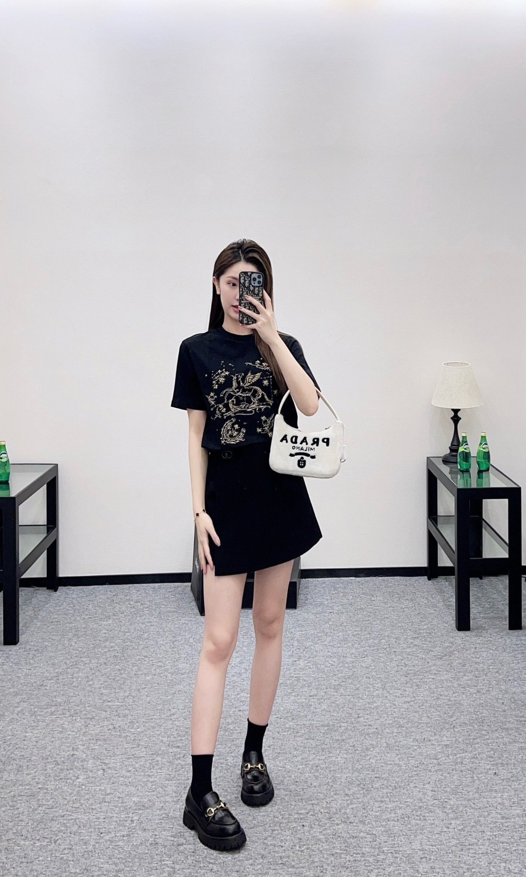 NO:710076,,,19860909,,,Women's clothing