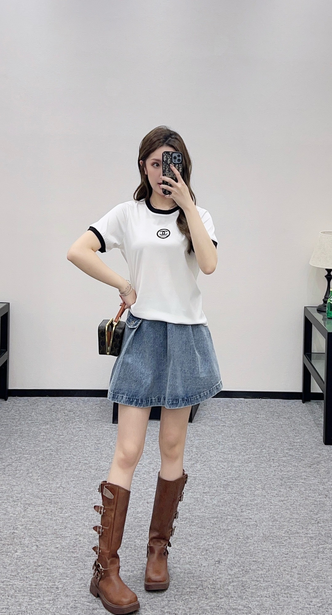 NO:710084,,,19860909,,,Women's clothing