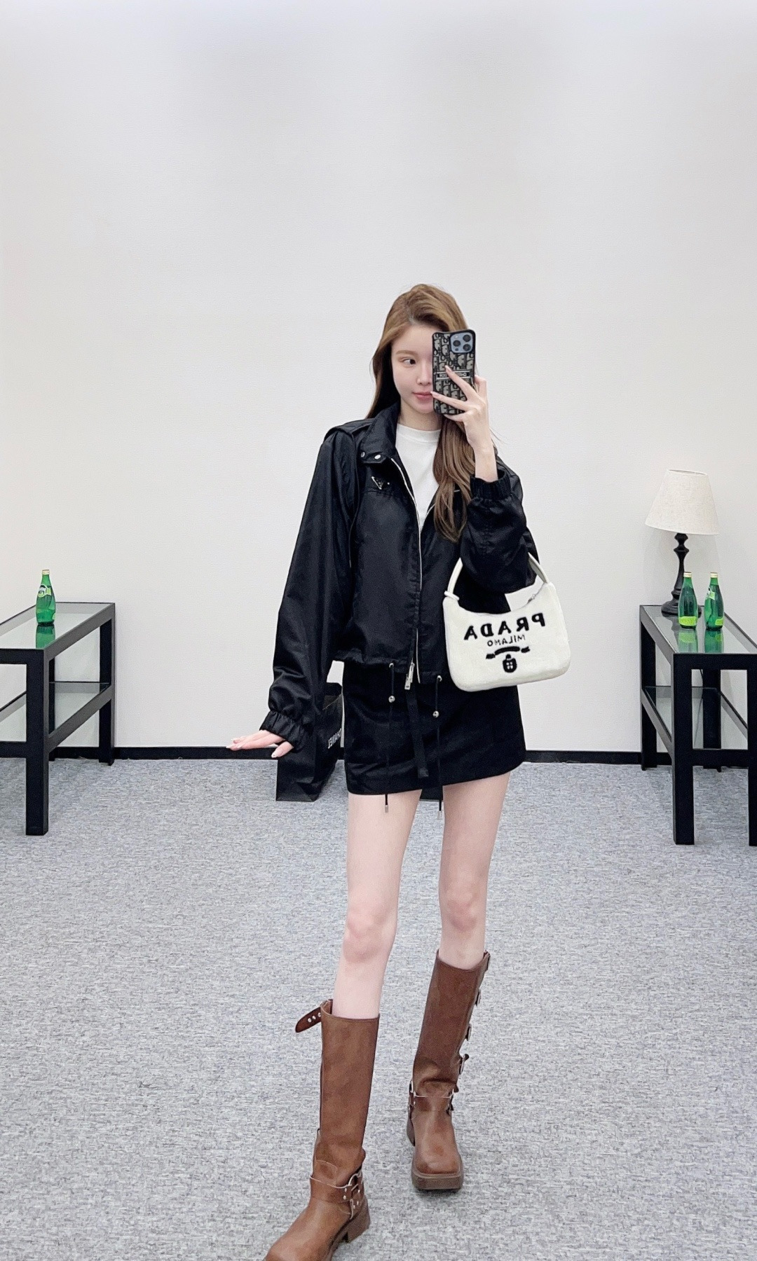 NO:710097,,,19860909,,,Women's clothing