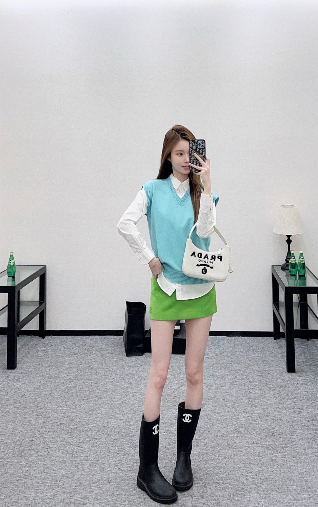 NO:713109,,,19860909,,,Women's clothing