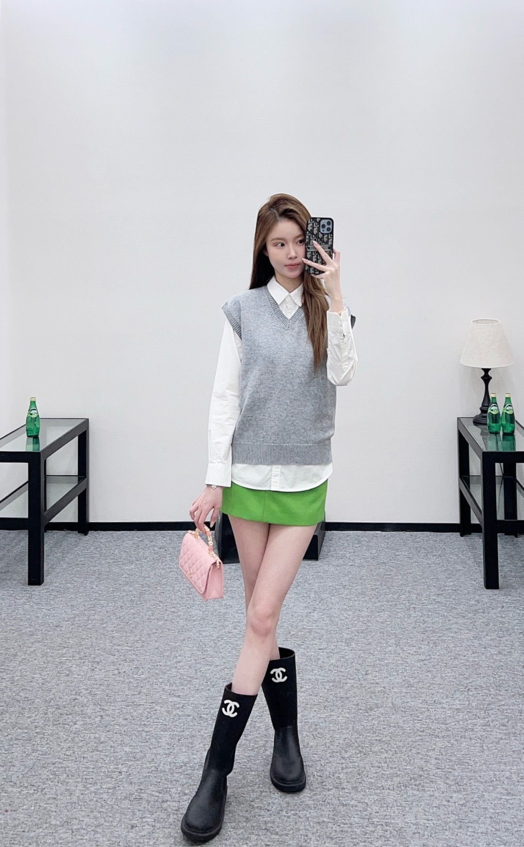 NO:713099,,,19860909,,,Women's clothing