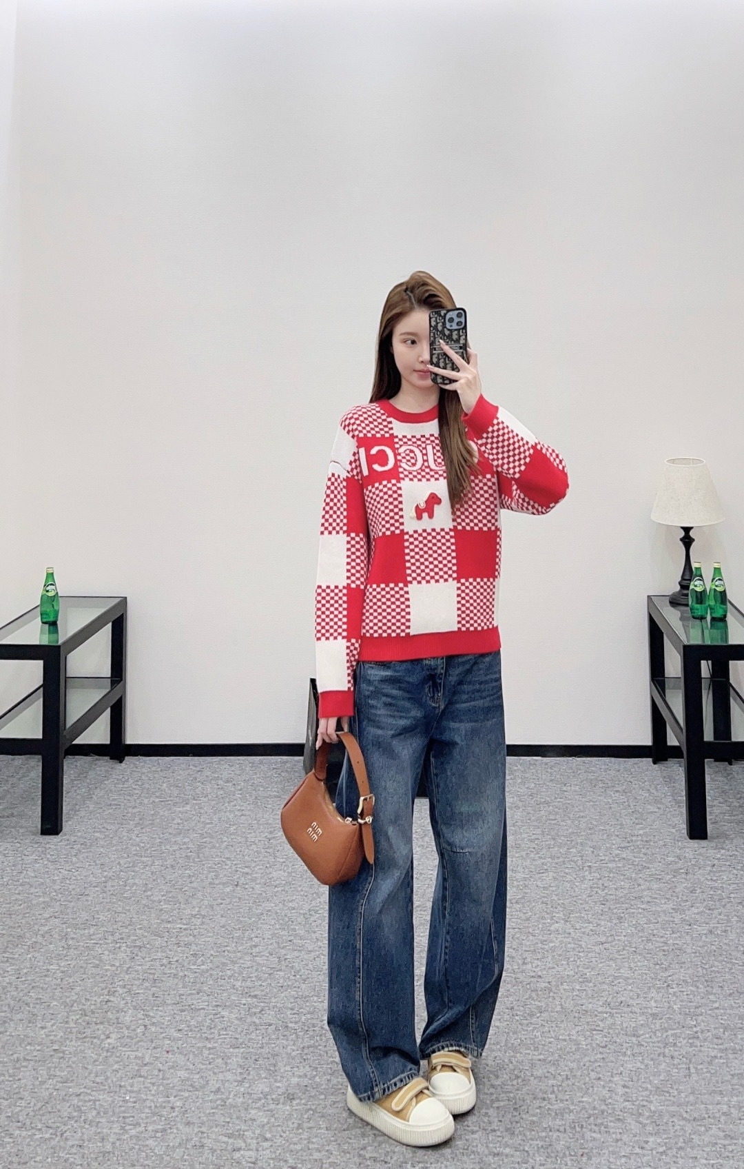 NO:713123,,,19860909,,,Women's clothing