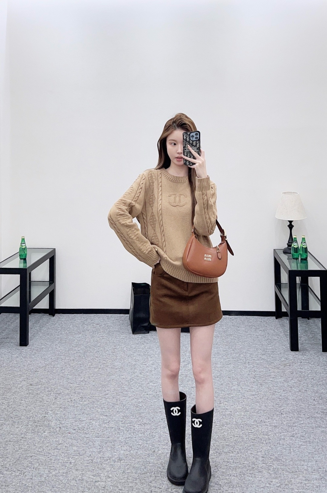 NO:713141,,,19860909,,,Women's clothing