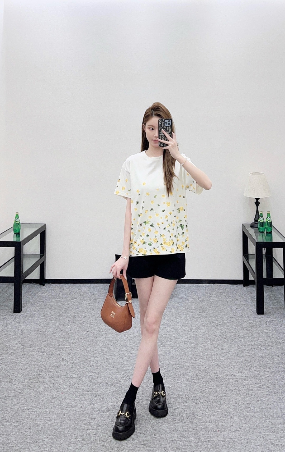 NO:713553,,,19860909,,,Women's clothing