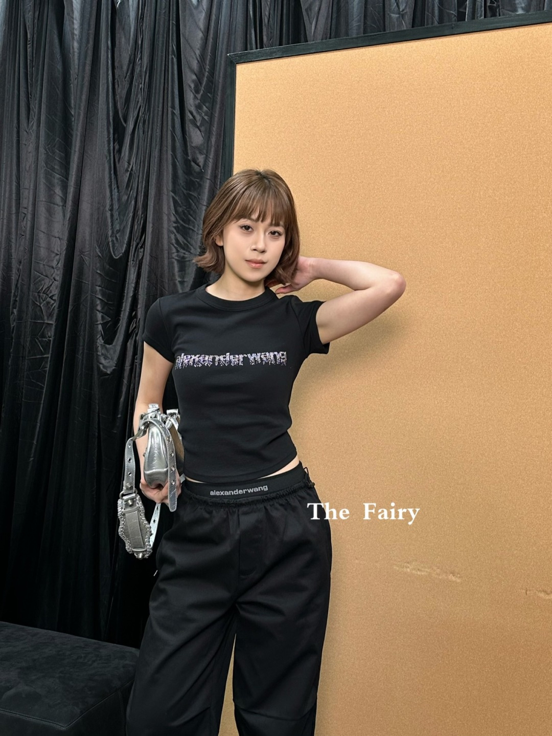 NO:713527,,,19860909,,,Women's clothing