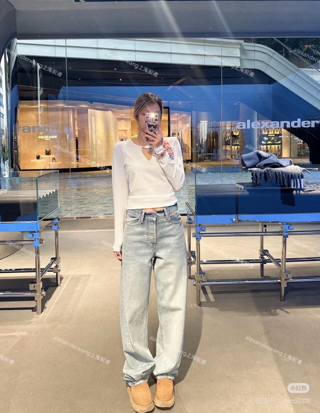 NO:713526,,,19860909,,,Women's clothing