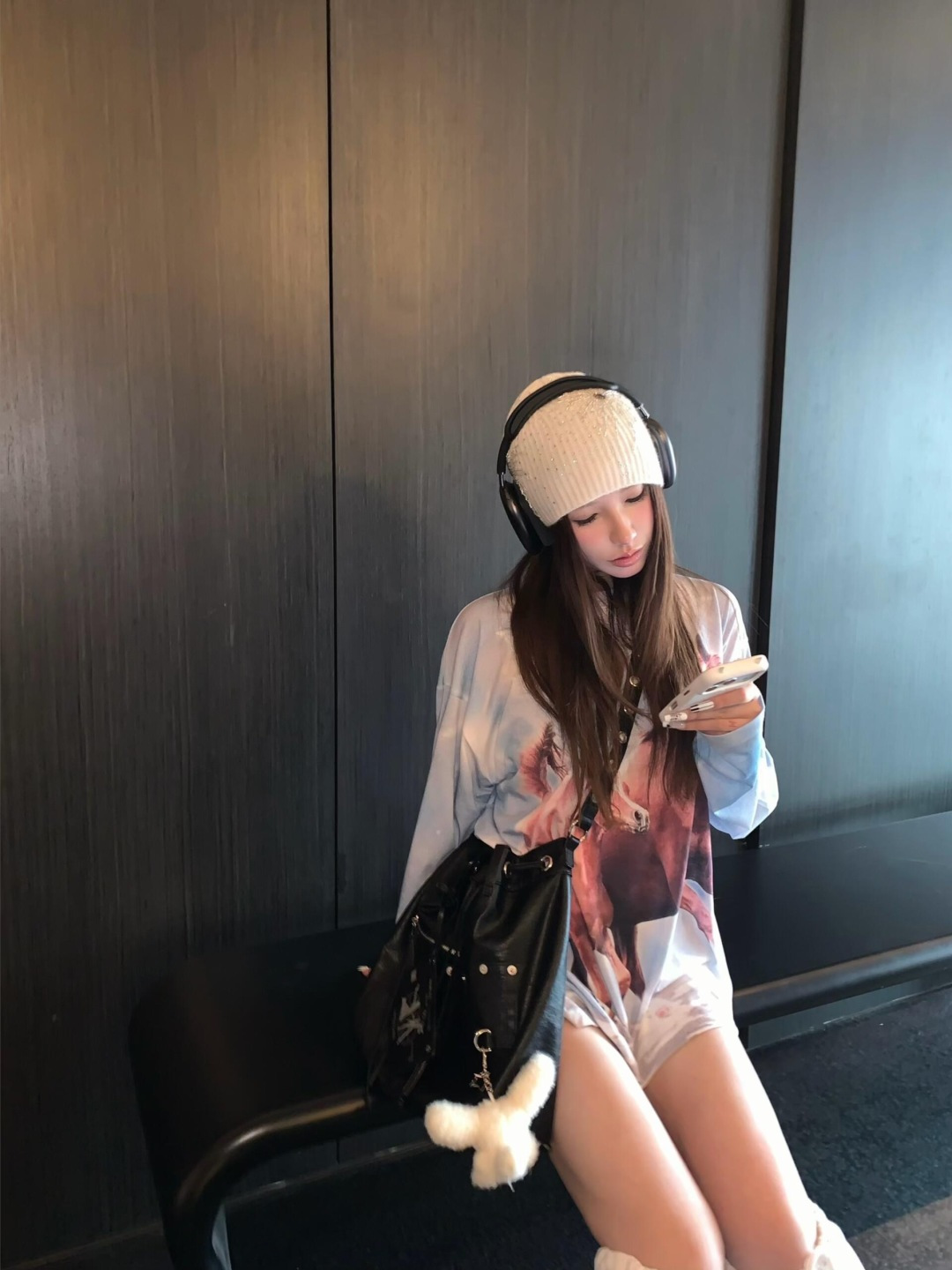 NO:715128,,,19860909,,,Women's clothing