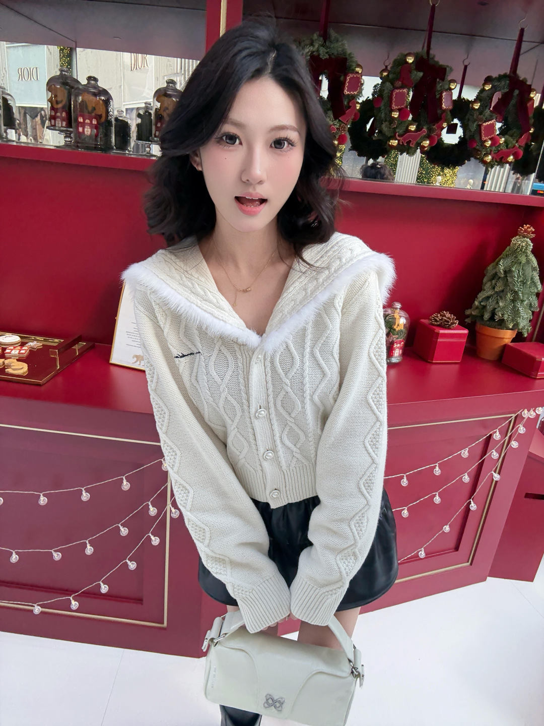 NO:716523,,,19860909,,,Women's clothing