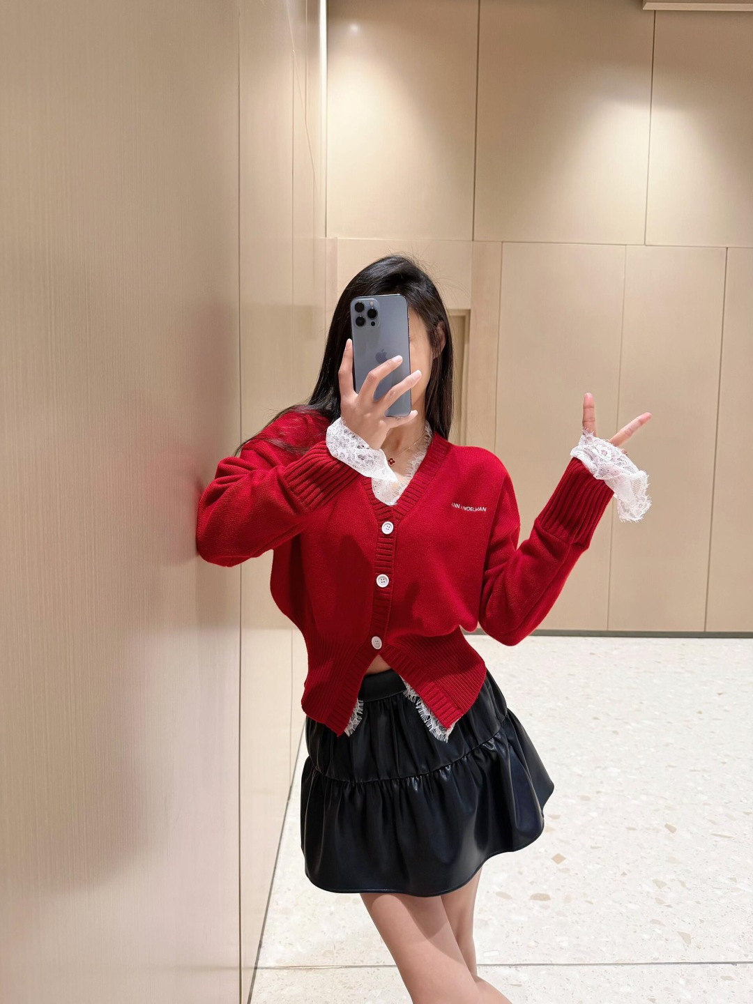 NO:716519,,,19860909,,,Women's clothing