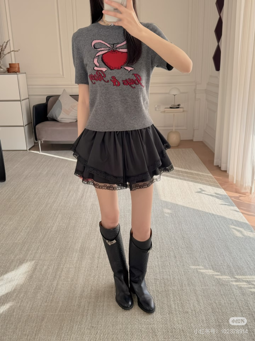 NO:716517,,,19860909,,,Women's clothing