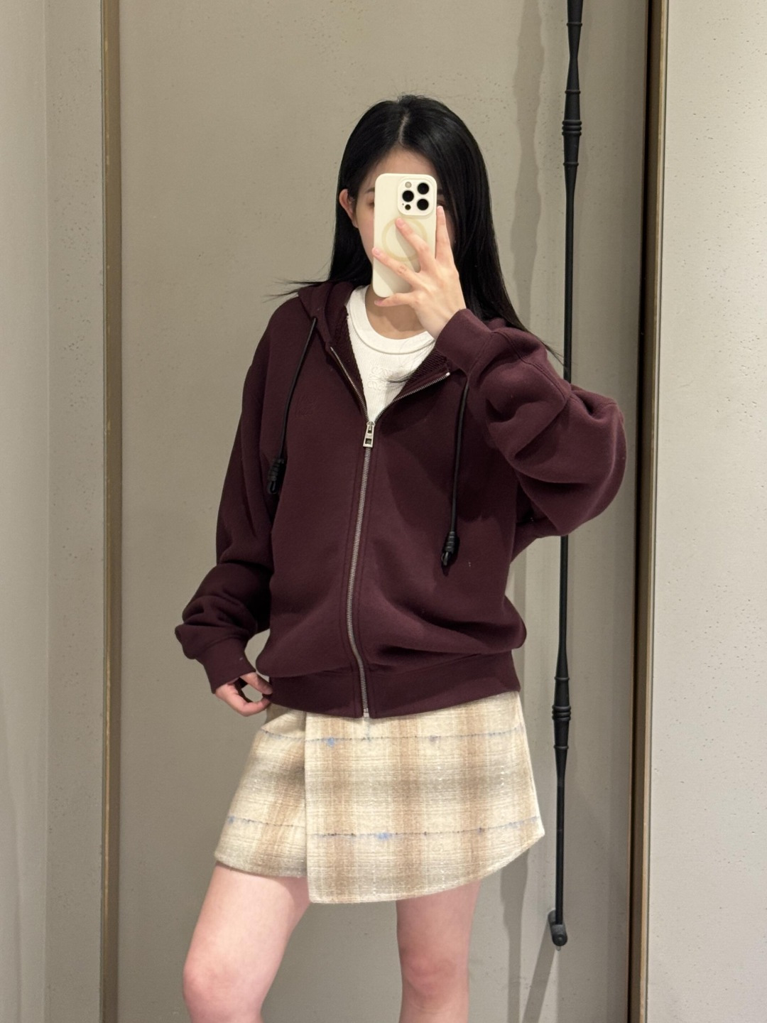 NO:729908,,,19860909,,,Women's clothing