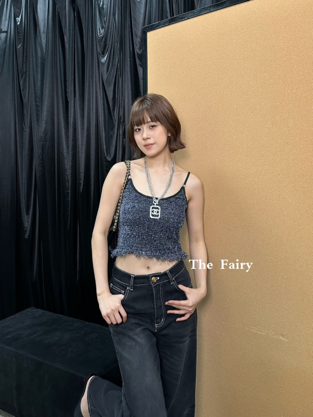 NO:733733,,,19860909,,,Women's clothing