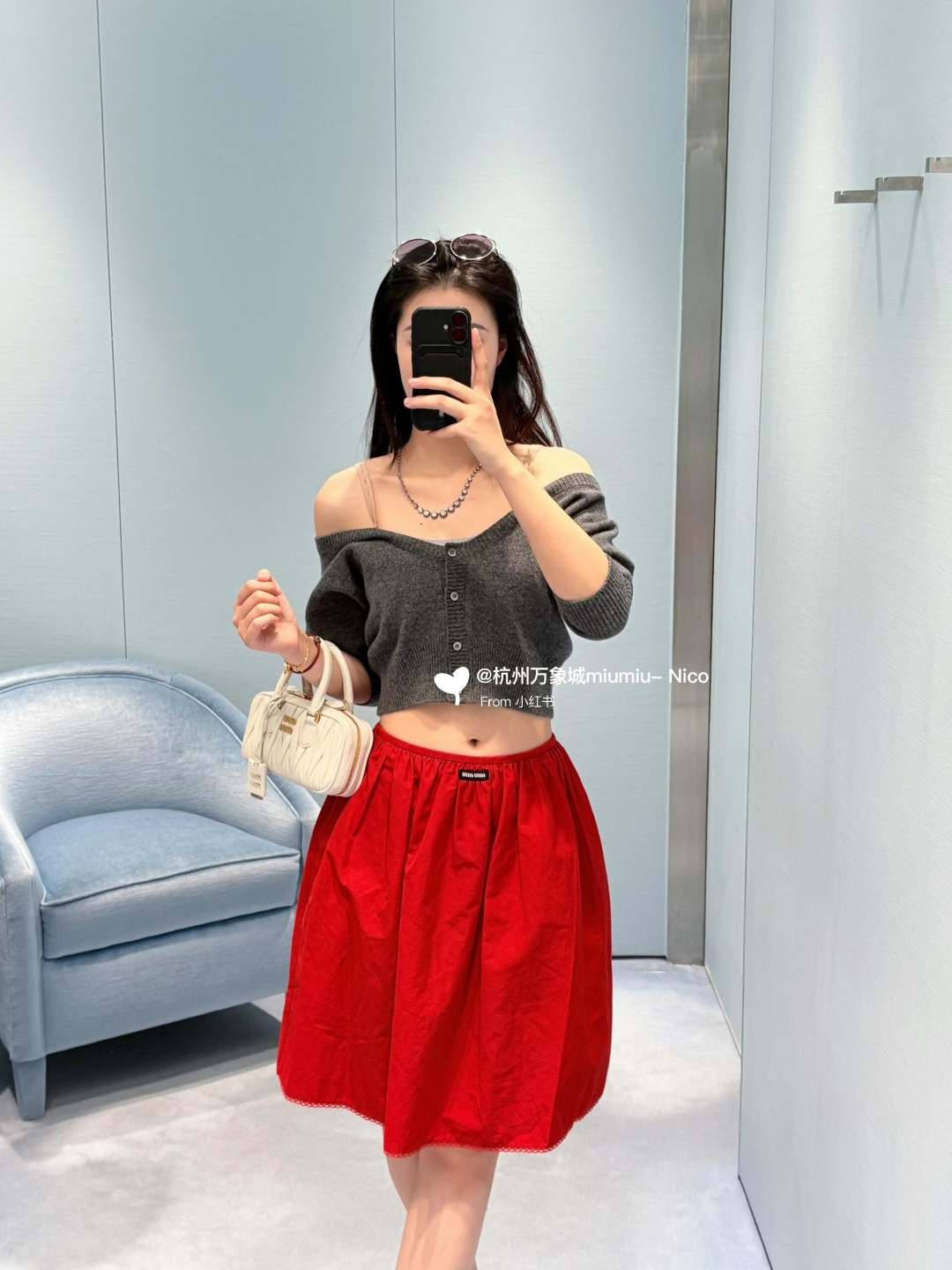 NO:736086,,,19860909,,,Women's clothing