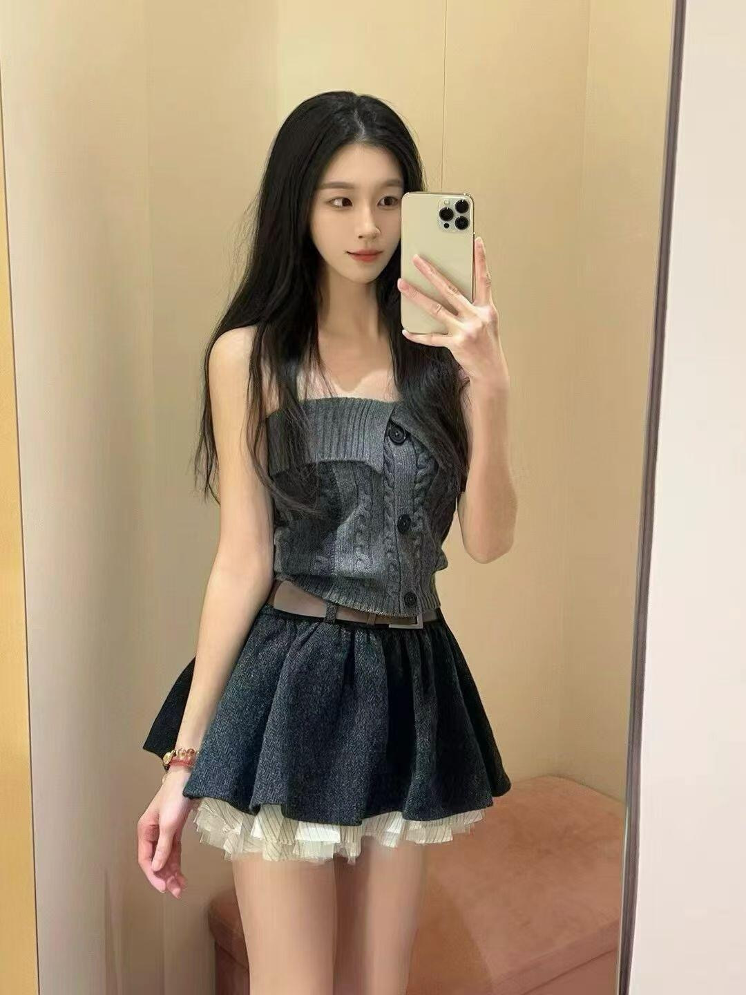 NO:736864,,,19860909,,,Women's clothing