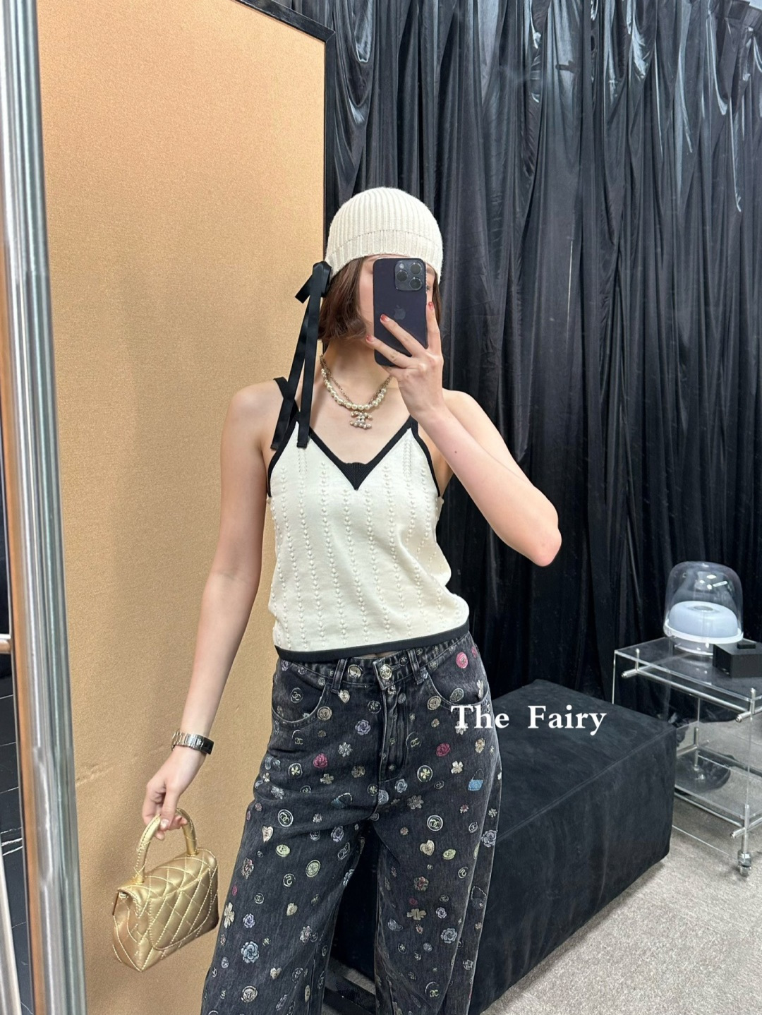 NO:739149,,,19860909,,,Women's clothing