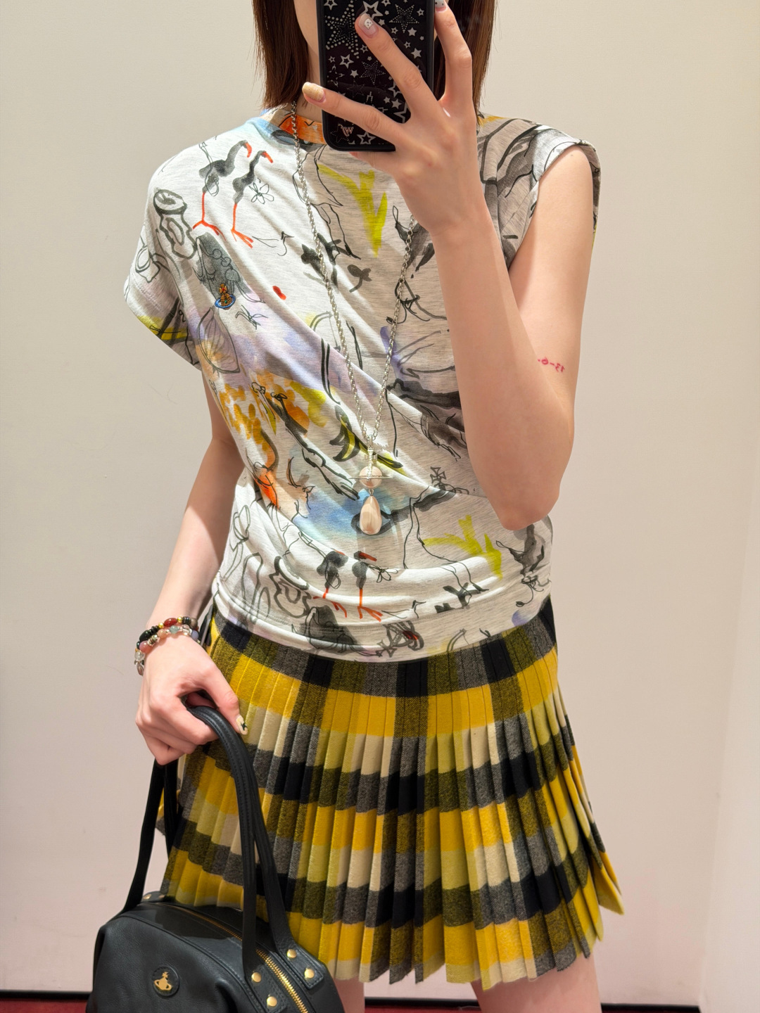 NO:749748,,,19860909,,,Women's clothing