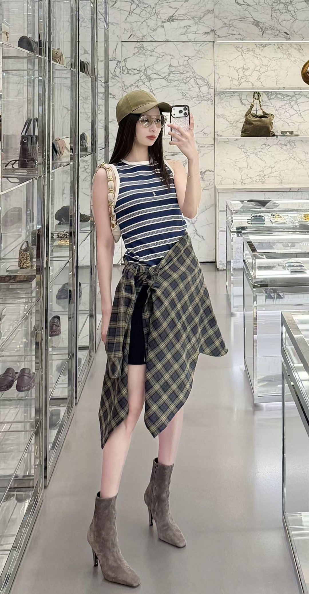 NO:796342,,,19860909,,,Women's clothing