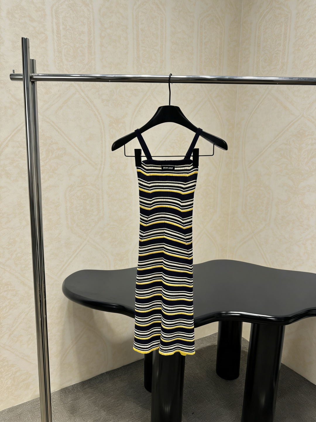NO:797963,MiuMiu striped knitted dress, this blue, yellow and white horizontal striped knitted dress, has good elasticity in ribbed fabric, fits closely to show your body curves, and has an open back + suspender design. It is super refreshing, energetic and fashionable in summer. It looks great when worn alone or layered with a denim shirt or a crochet jacket. It can easily switch between vacation or daily style. Paired with a straw bag and mules, it will directly add to the atmosphere. It is a must-have and versatile item in the summer wardrobe!  Size SML,,miumiu,espadrilles,skirts,jackets & coats,shirts,19860909MiuMiu条纹针织连衣裙,这款蓝黄白横条纹针织连衣裙,螺纹面料弹性好,贴身显身材曲线,露背+吊带设计,夏天穿超清爽,活力又时髦,单穿或叠搭牛仔衬衫、钩针外套都很出彩,轻松切换度假or日常风,搭配草编包、穆勒拖,氛围感直接拉满,是夏日衣橱必备百搭单品！码数SML,,miumiu,espadrilles,skirts,jackets & coats,shirts,,Women's clothing
