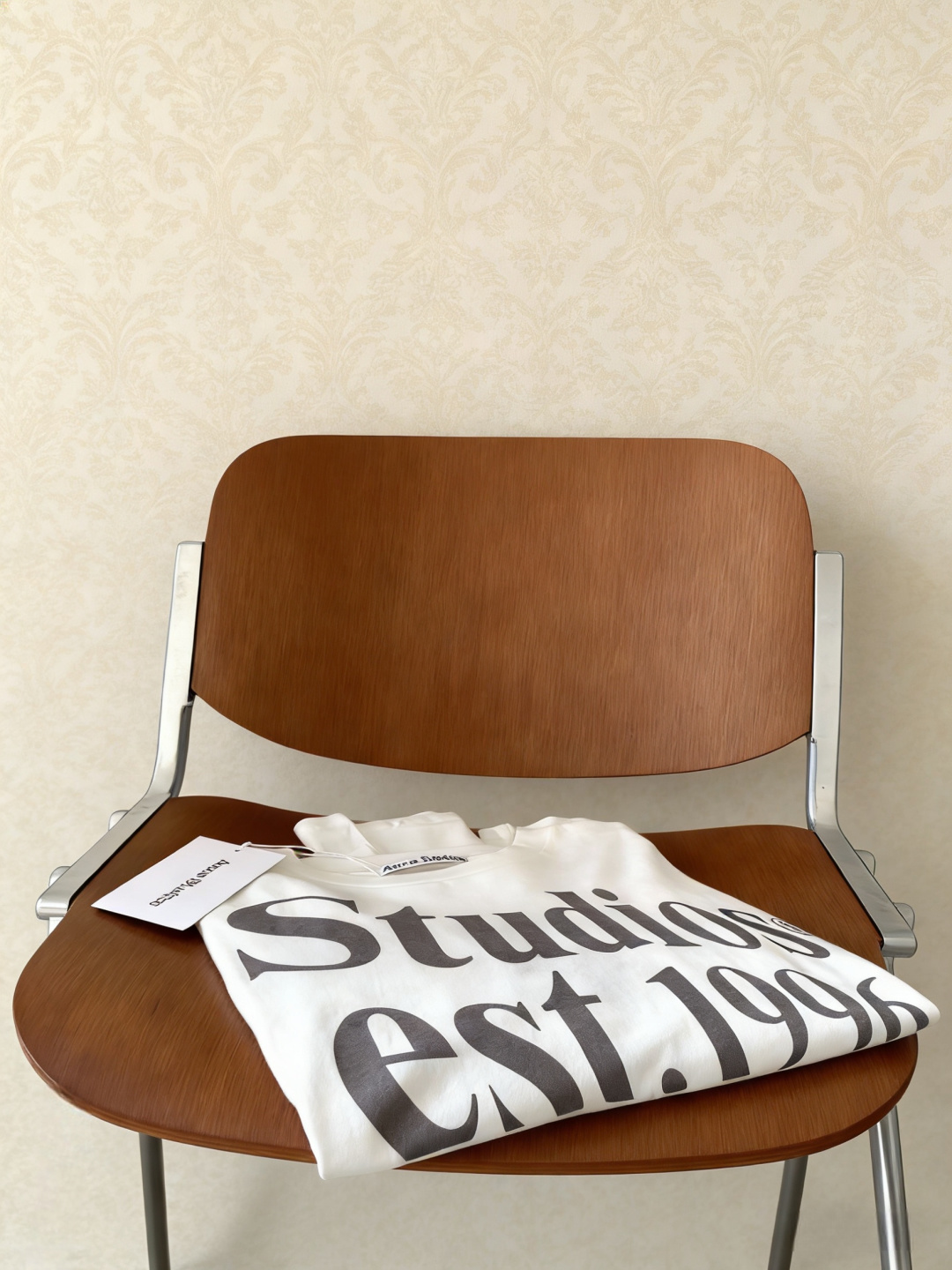 Acne Studios 1996字母长袖，经典圆领设计，全棉材质轻薄透气，春夏穿超舒服！白色主色+黑色