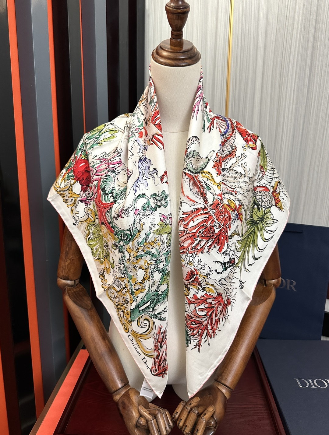 高版本 迪奥2026新款官网同步 【花卉系列】太美了[玫瑰]买到都说好👍下手一定要快高端 大爱❤️女人尤