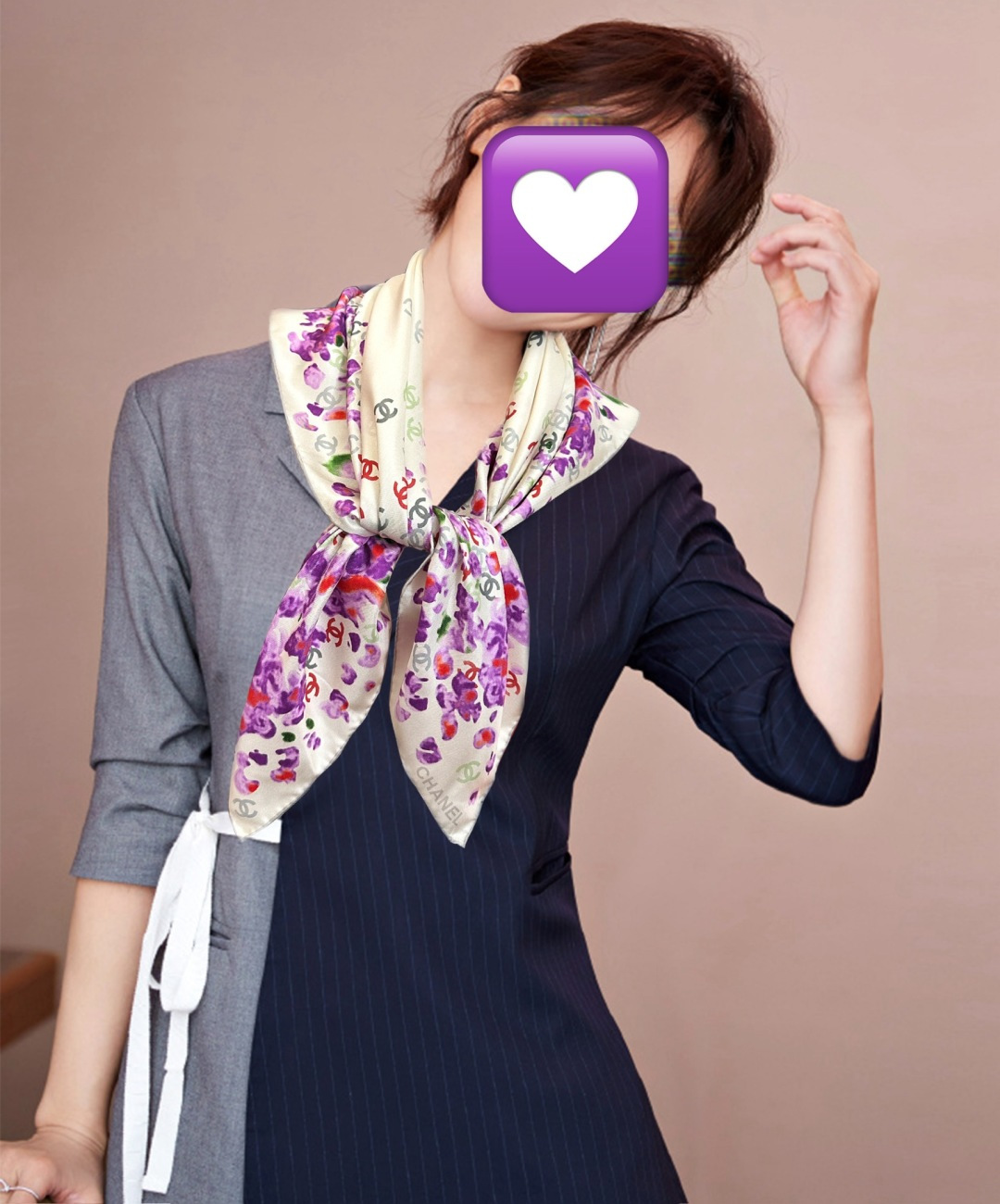 香奈儿 2026【CC花卉】官网同步 薰衣草紫💜其繁花设计和晕染手法展现了典雅与浪漫的气质[得意]彩色字