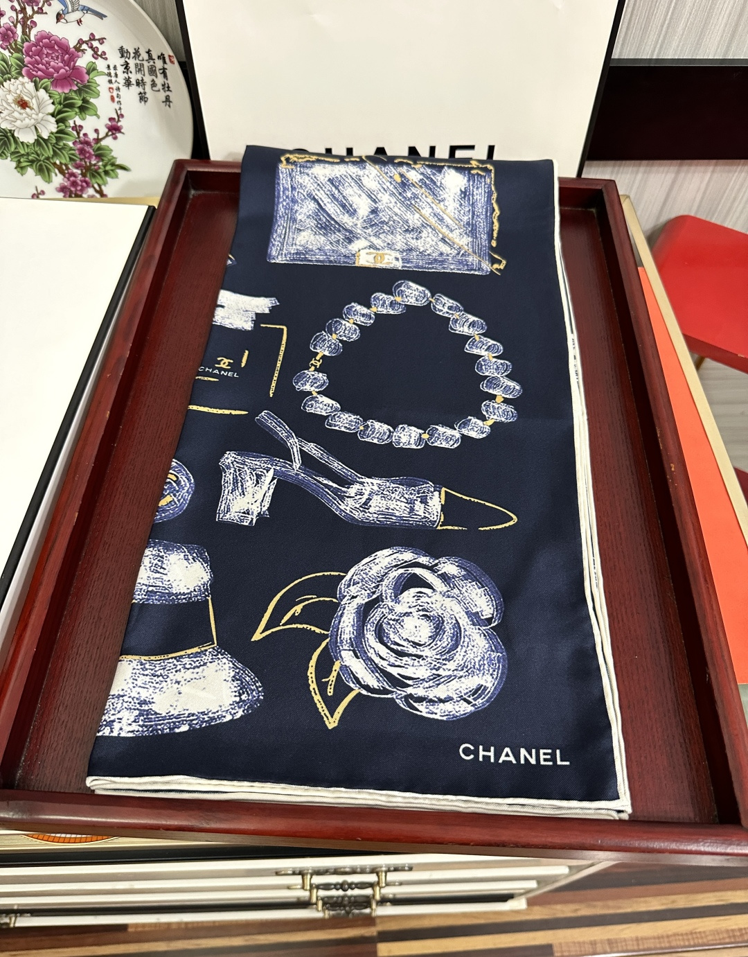新品 小香🌟太美了[庆祝]四季都可以用‼️真心美的让人非常非常心动 上身效果简直美翻了 品质非常完美👍‼