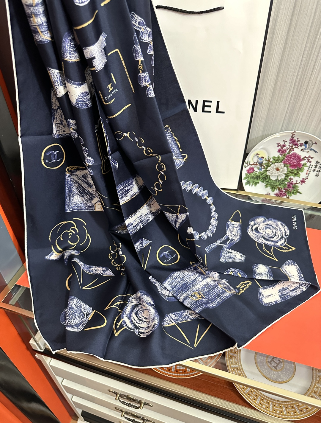 新品 小香🌟太美了[庆祝]四季都可以用‼️真心美的让人非常非常心动 上身效果简直美翻了 品质非常完美👍‼