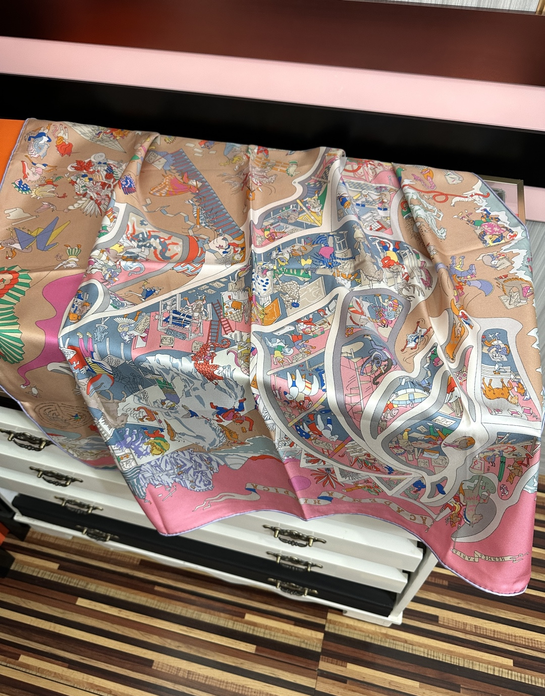 2011新款爱马仕 官网同步[庆祝]“骏马奔腾”90经典藏方巾  双面同色  通过别致的经典色彩向原创设