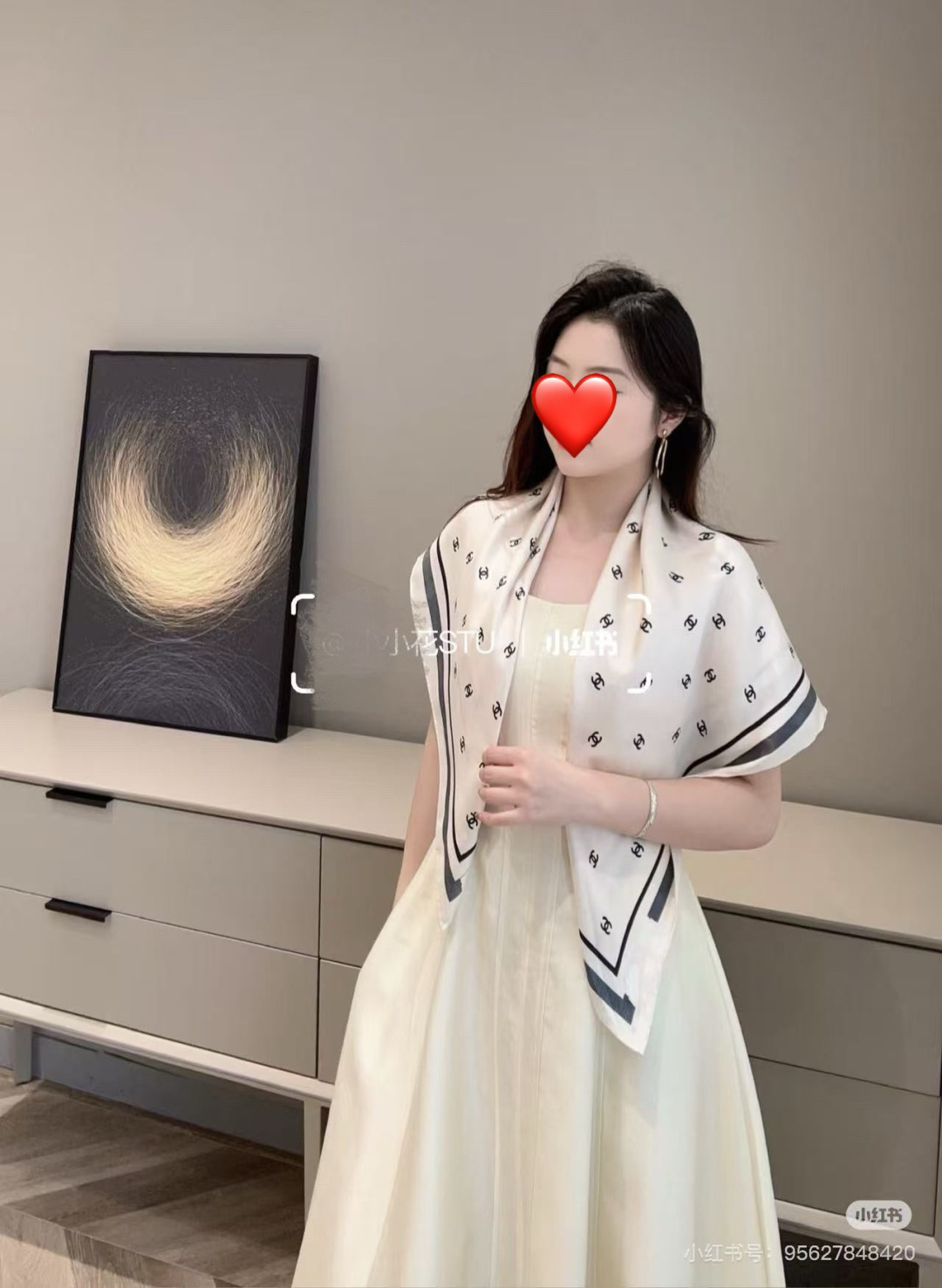 新款[發]CHANEL 官网同步【双面同色蝴蝶结🎀】18姆米 2026新品方巾必须征服它今年丝巾的戴法[