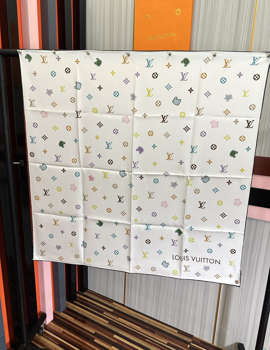 高版本LVZG同步【双面同色】[庆祝]“L家”90经典色彩向原创设计致敬[太阳]作品未经重新诠释或设计[嘴唇]以简单而忠