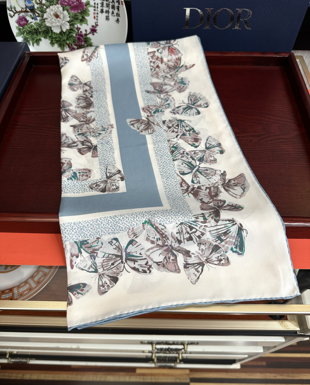 🔥新款 Dior 2026最新款官网同步Camo PaPillon 图案印花[庆祝]以优雅而诗意的设计全