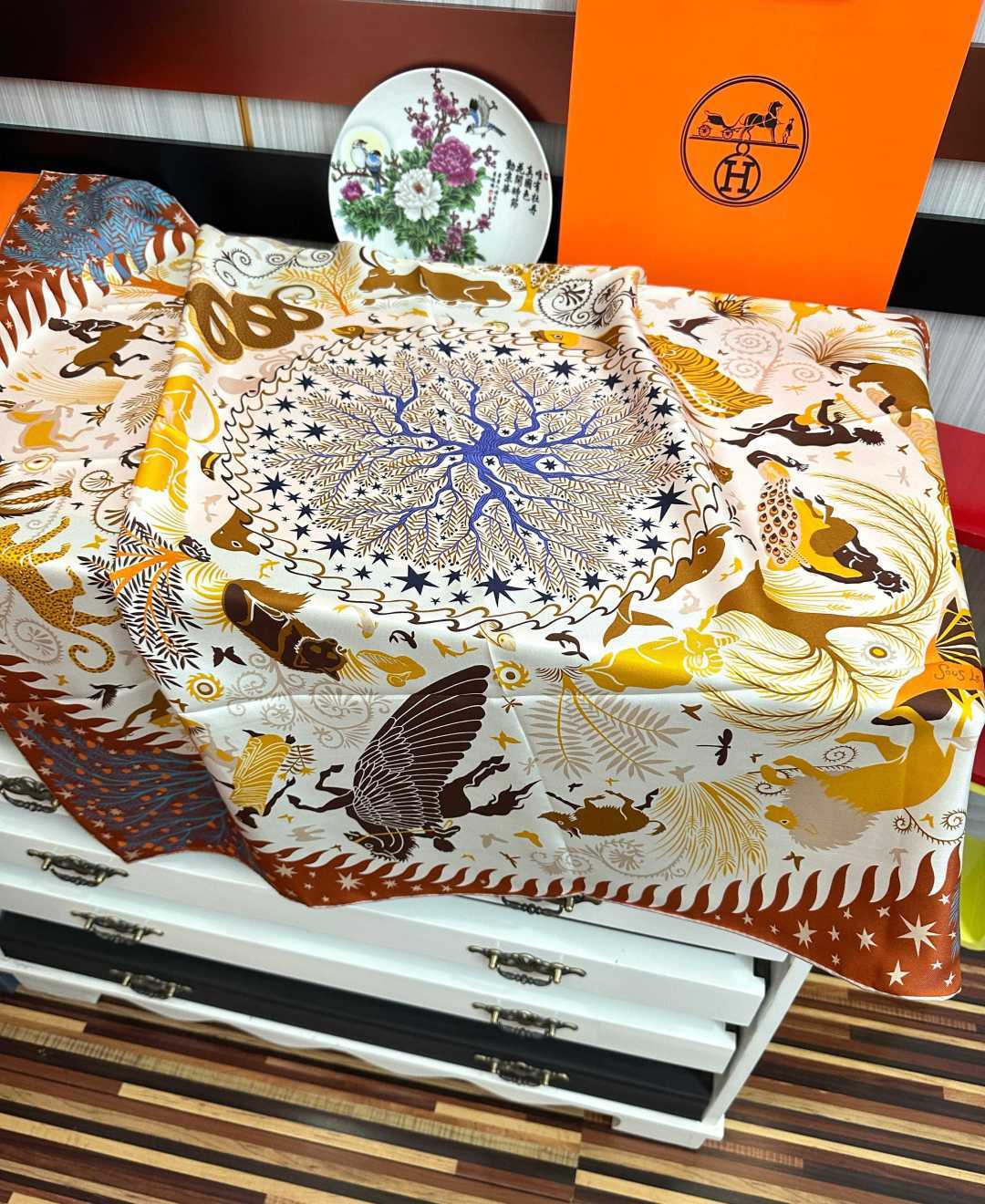 高品质。H家2026新款【大自然动物图】大爱❤️女人尤物 货极少 四季都可以用‼️真心美的让人非常非常心动 上身效果简直