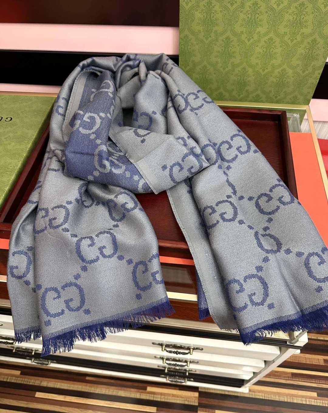 💖高品质 古奇【GG格子双面长巾】[爱心]中性款男女都可以用，😄经典GG图案是在30年代开始使用的标志性元素之一[得意]