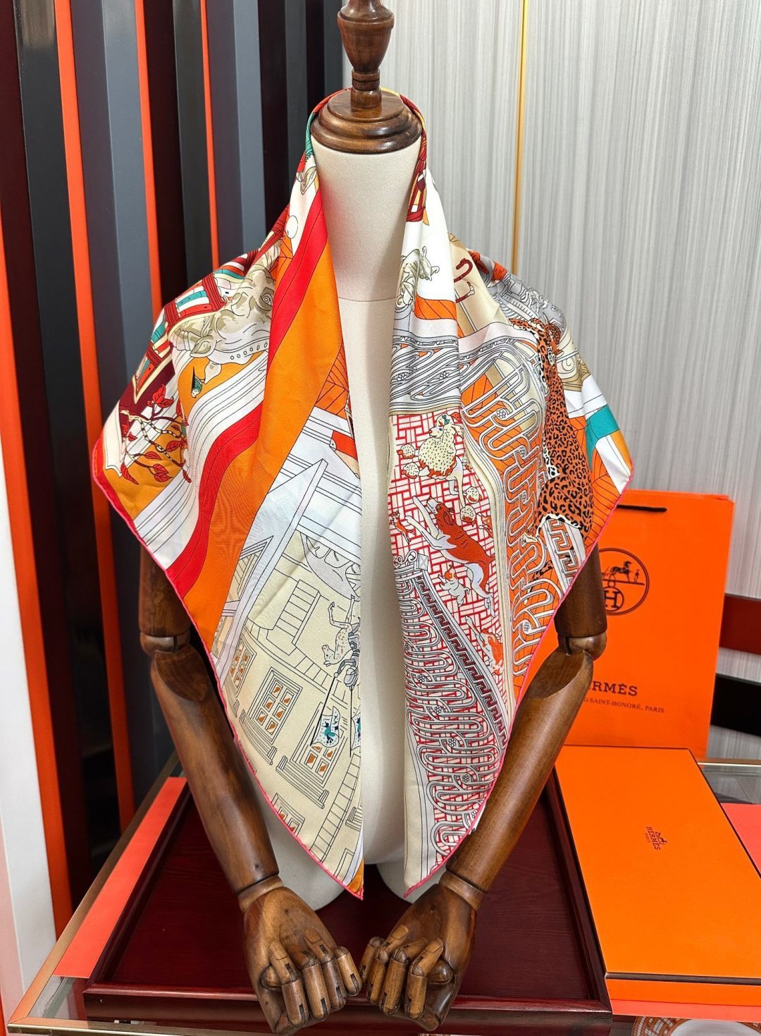 高品质2026HERMES 【24号之谜】[太阳]精致卷边[嘴唇]太美了品质感很显好[得意]好搭到上瘾的丝巾[色]带着不