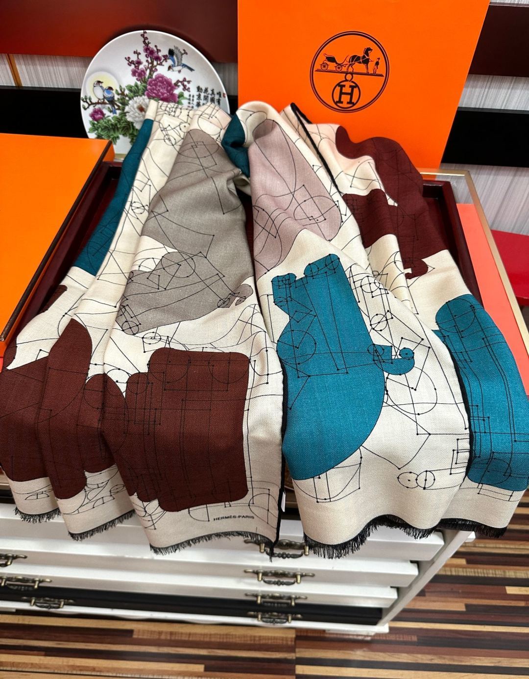 上新❤️爱马士【双面同色印花】[吃瓜]下手一定要快[嘴唇]四季都可以用[勾引]真心美的让人非常非上身效果简直美翻了 品质