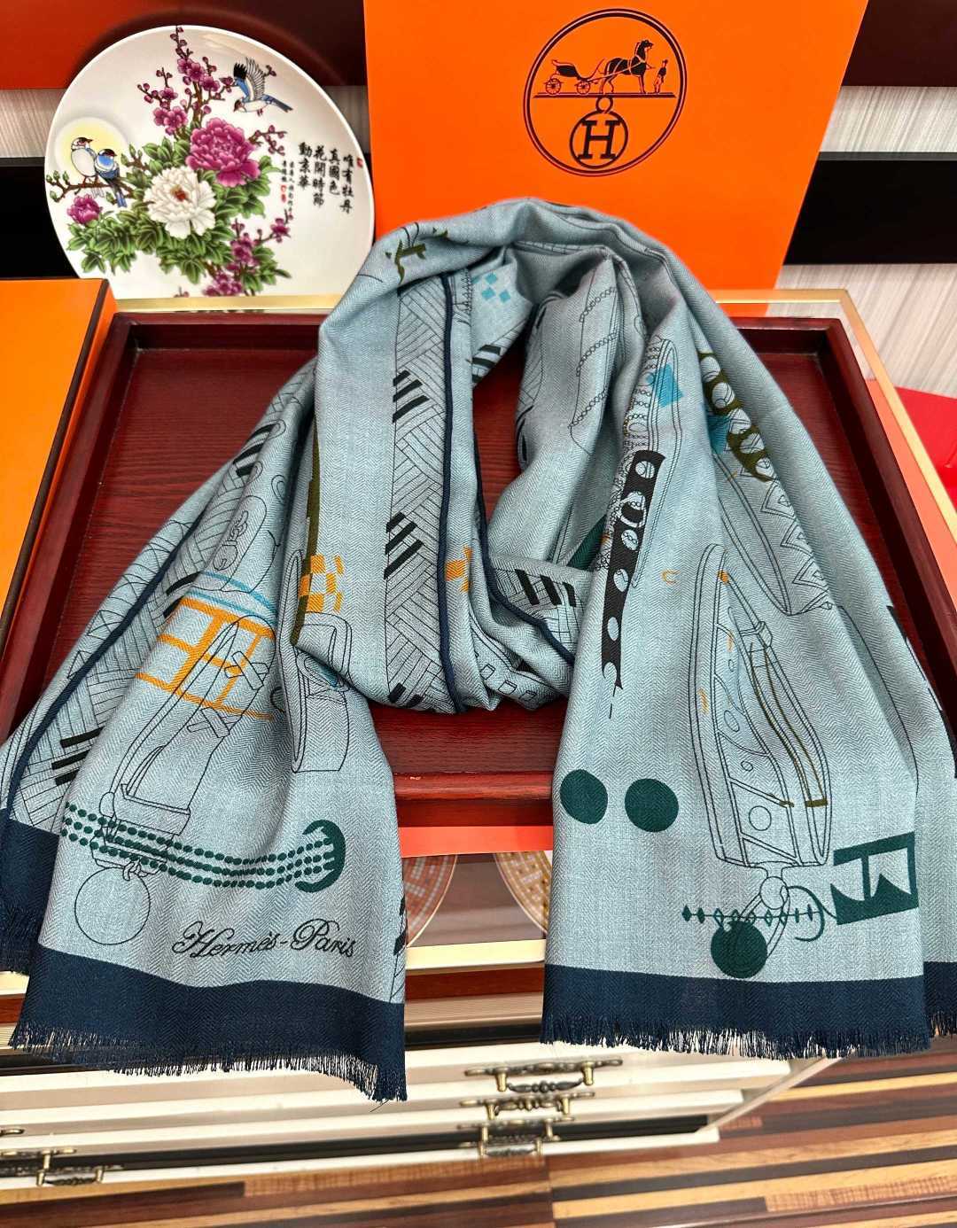 上新❤️爱马士2026【双面同色印花】[吃瓜]下手一定要快[嘴唇]四季都可以用[勾引]真心美的让人非常非上身效果简直美翻